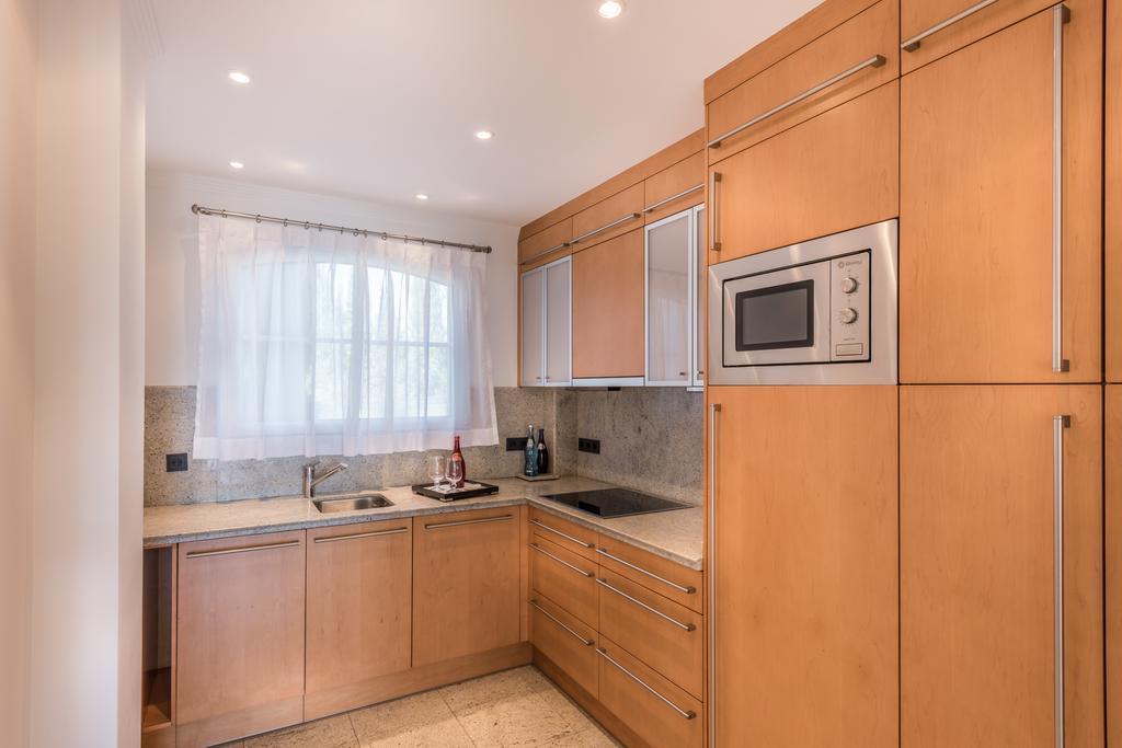 Las Dunas Suites & Apartments 에스테포나 객실 사진