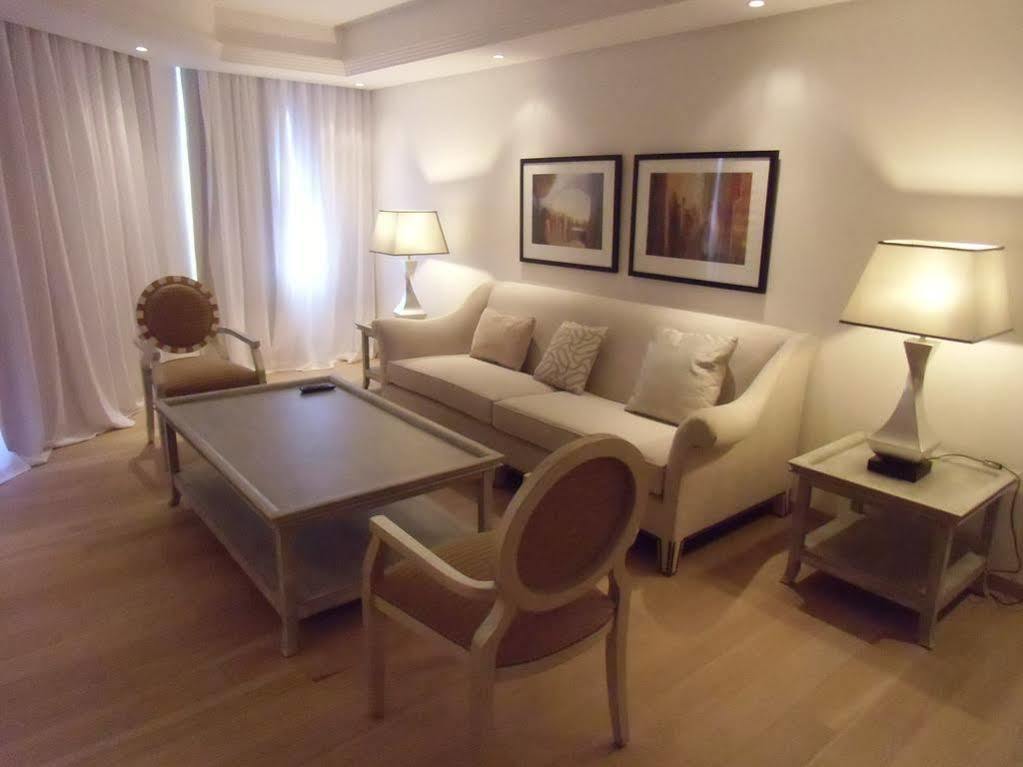 Las Dunas Suites & Apartments 에스테포나 외부 사진
